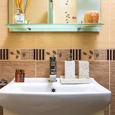 Spacious By Stefanie / Close To Mu アパート *