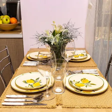 Spacious By Stefanie / Close To Mu アパート