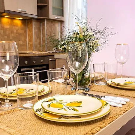 Apartment Spacious By Stefanie / Close To Mu *