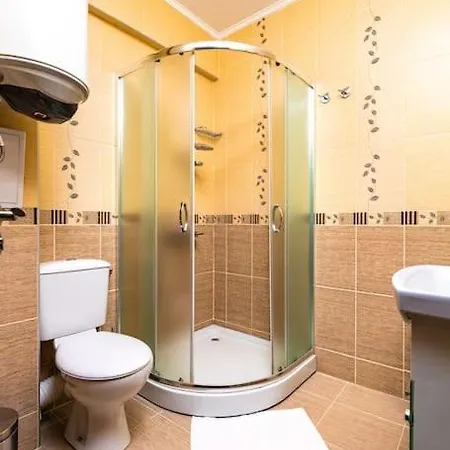 Spacious By Stefanie / Close To Mu Apartment *