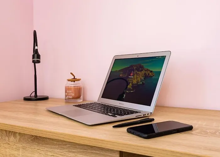 Spacious By Stefanie / Close To Mu *